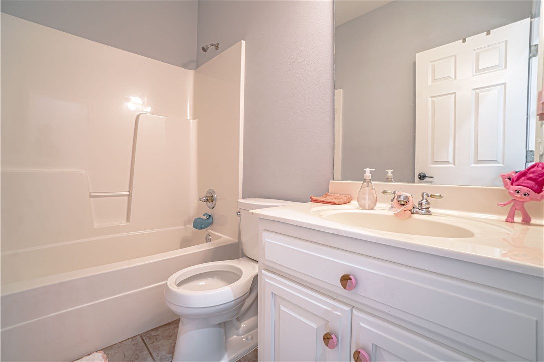 Ridgecrest Meadows Ph 4 Rogers - Residential Lease
