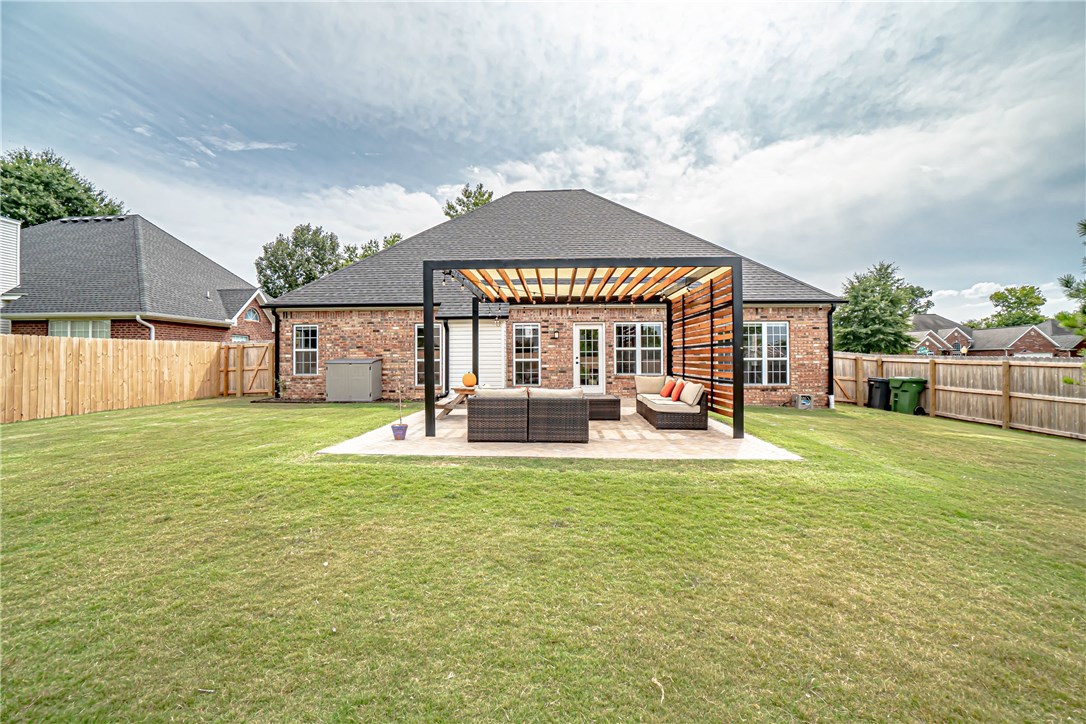 Ridgecrest Meadows Ph 4 Rogers - Residential Lease
