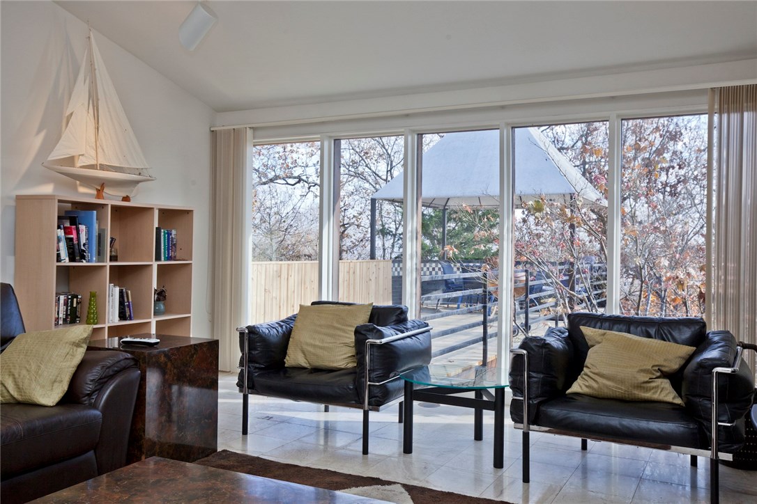 Tomlyn - Residential Lease