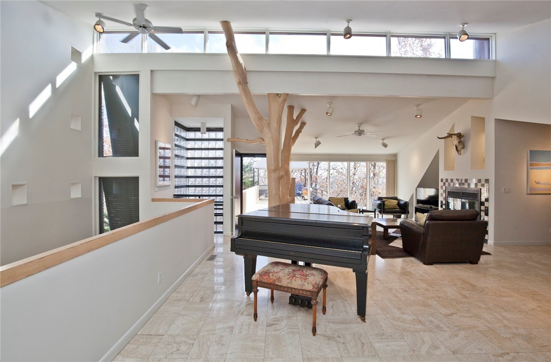 Tomlyn - Residential Lease