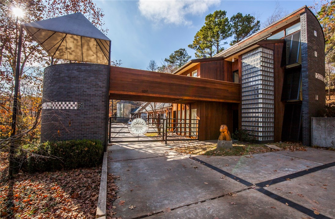 Tomlyn - Residential Lease