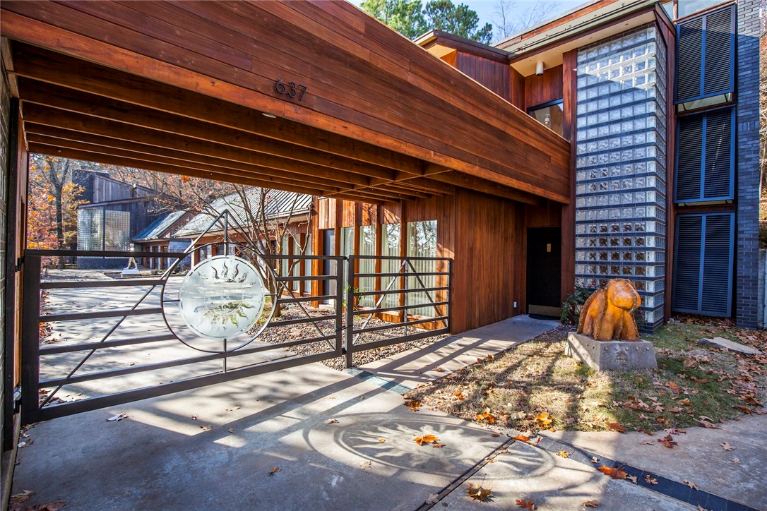Tomlyn - Residential Lease