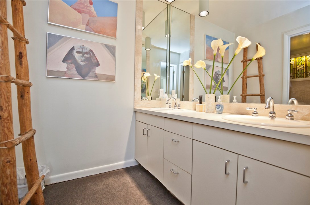Tomlyn - Residential Lease