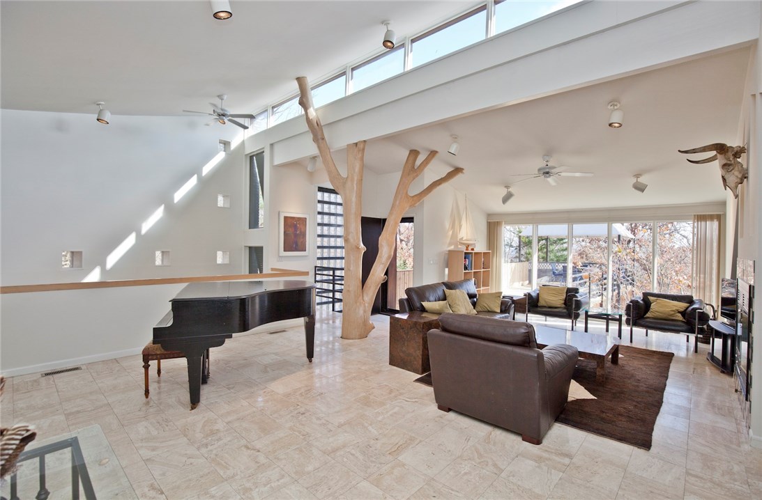 Tomlyn - Residential Lease