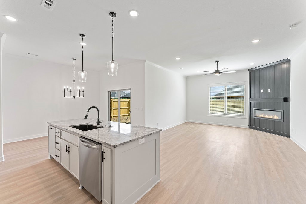 Yorktown Sub Ph 2 Pea Ridge - Residential Lease