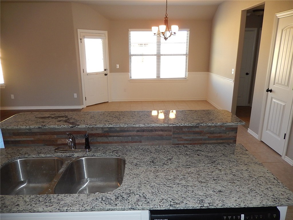 Kerelaw Castle Bentonville - Residential Lease