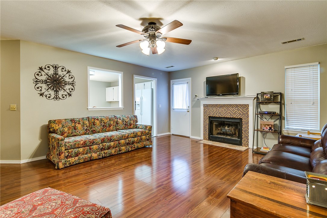 Eagle Glen - Residential