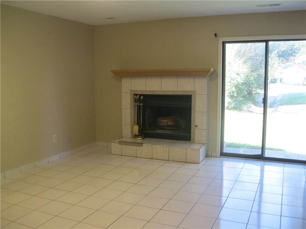 Brookhaven Sub Bentonville - Residential Lease