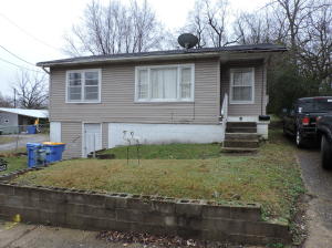 Neat little two bedroom 1 bath home near the hospital, shopping and school. New central heat and air. Unfinished basement for storage.