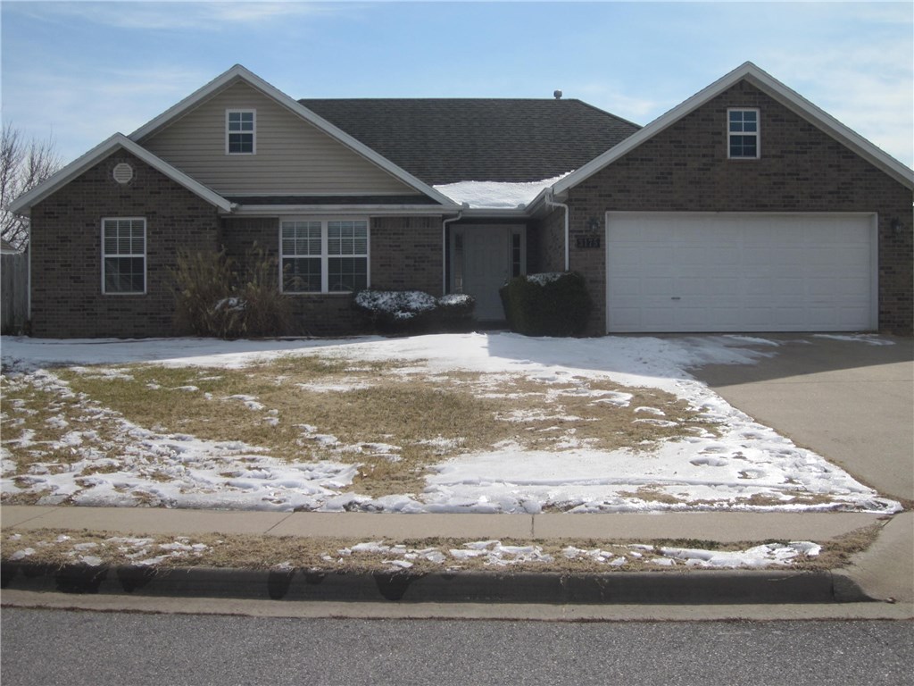 Eagle Crest - Residential Lease
