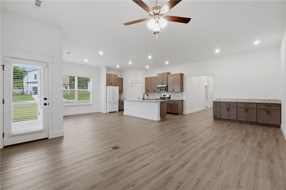 Deere Creek - Residential Lease