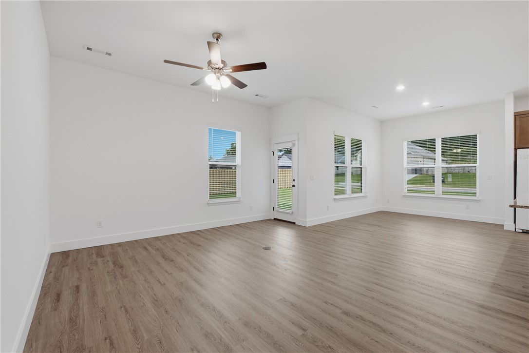 Deere Creek - Residential Lease