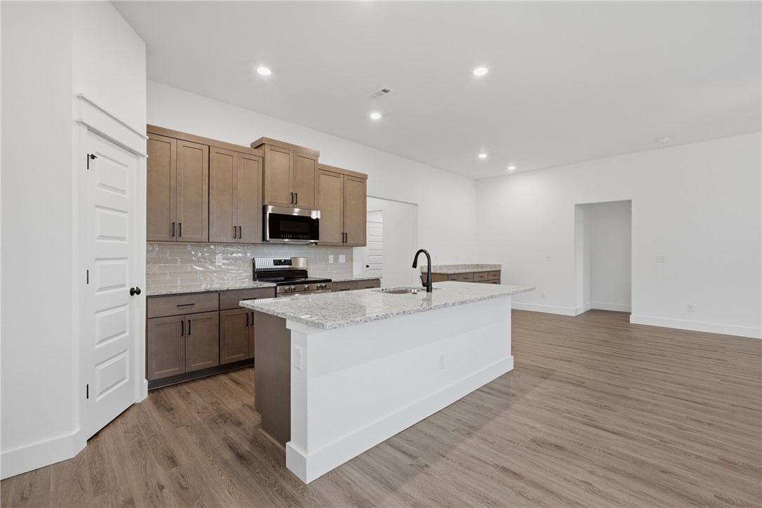 Deere Creek - Residential Lease