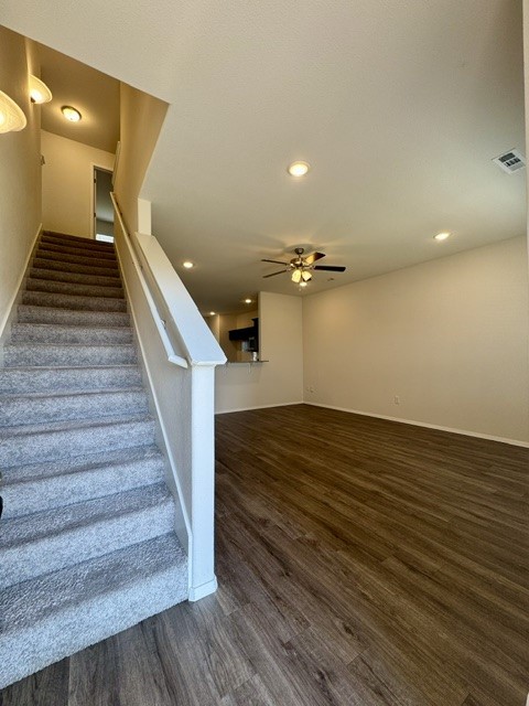 Lakewood Crossing - Residential Lease