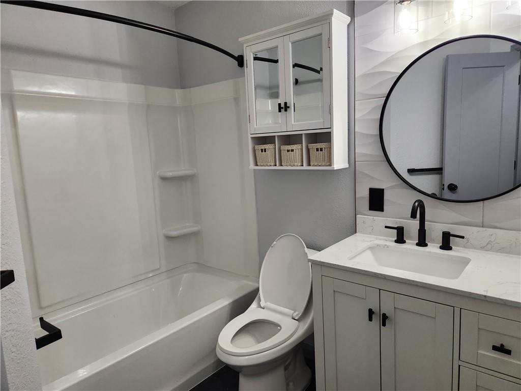Holly Gardens Bentonville - Residential