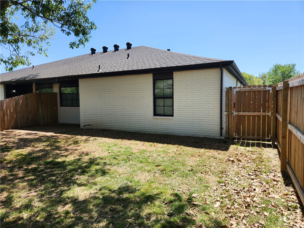 Holly Gardens Bentonville - Residential