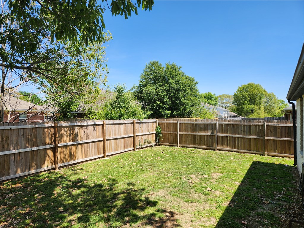 Holly Gardens Bentonville - Residential