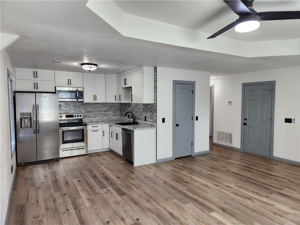 Holly Gardens Bentonville - Residential