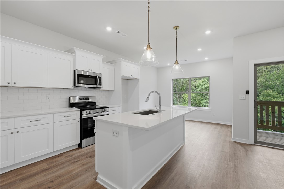 Norwood Sub Bvv - Residential Lease
