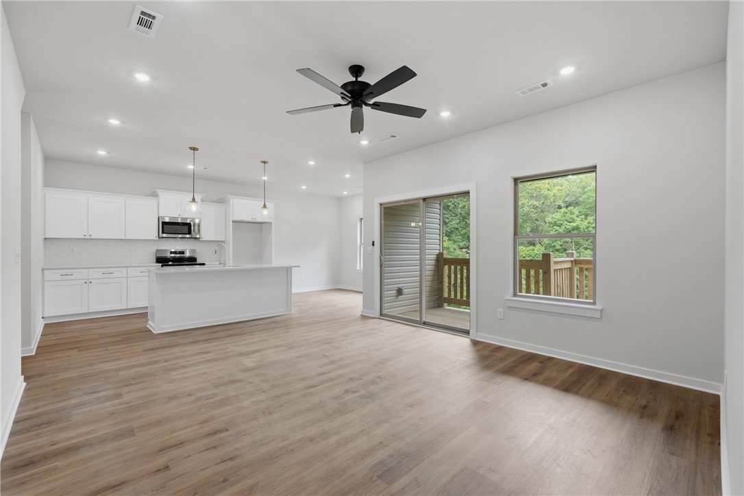 Norwood Sub Bvv - Residential Lease