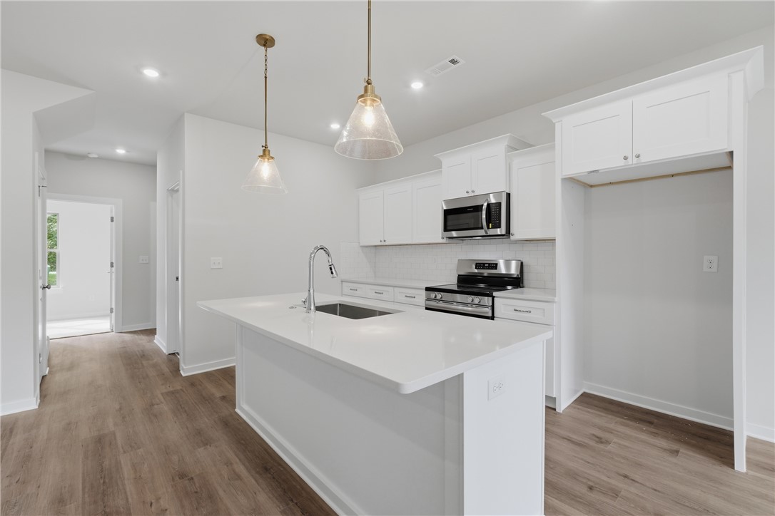 Norwood Sub Bvv - Residential Lease