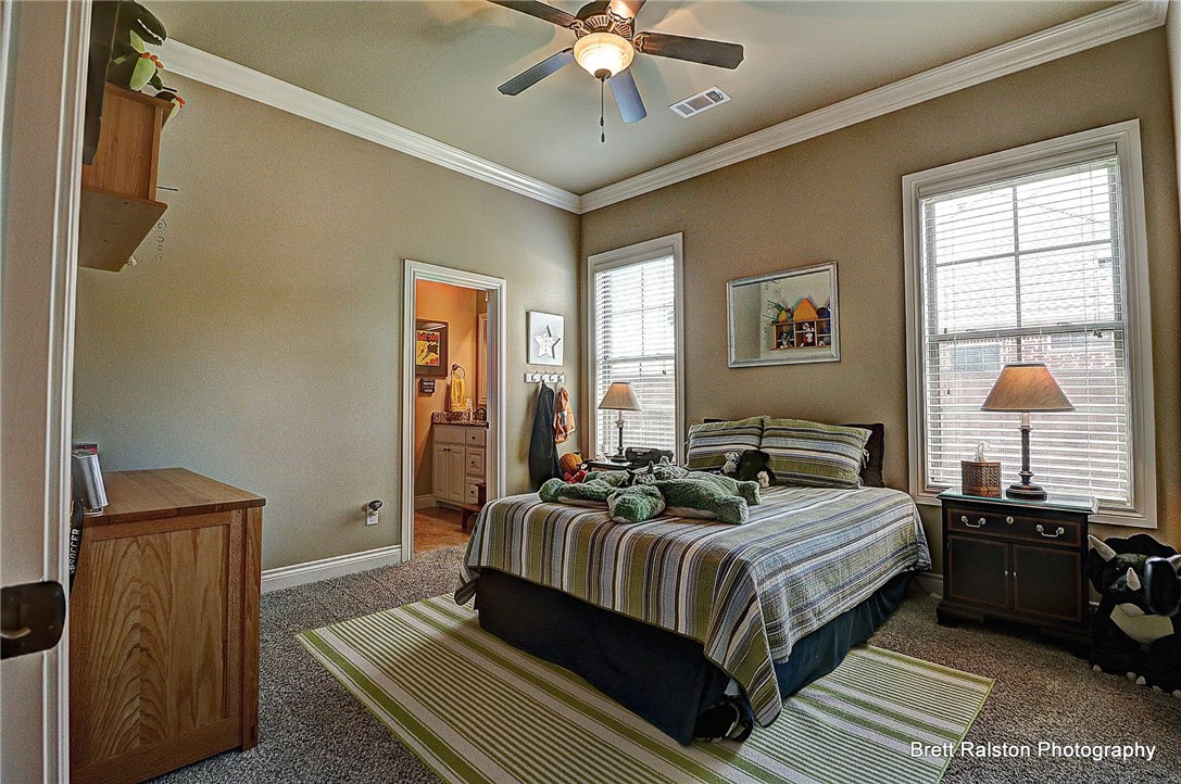 Oak Tree - Residential