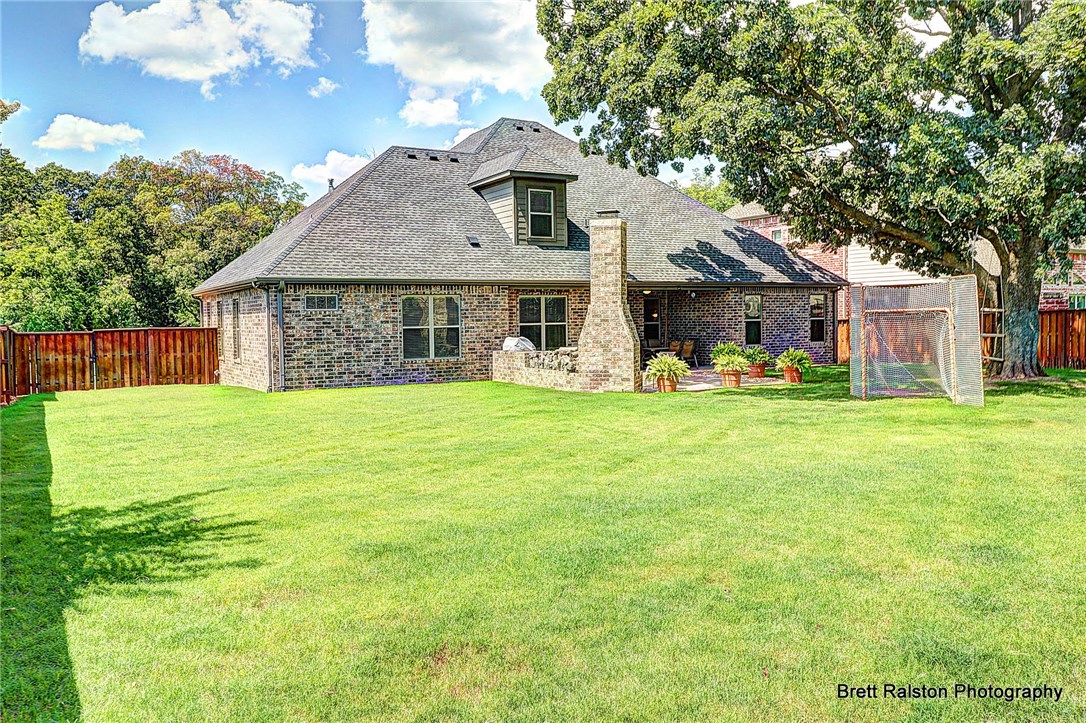 Oak Tree - Residential