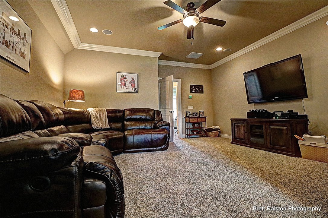 Oak Tree - Residential