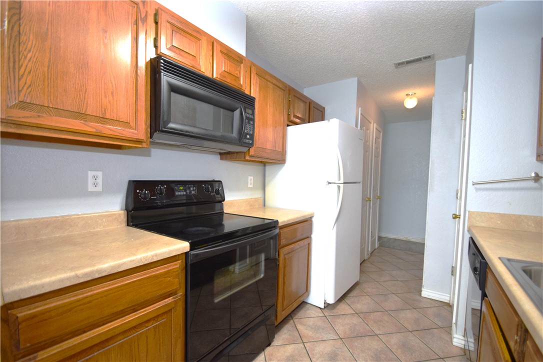Parkview Village Add Bentonville - Residential Lease