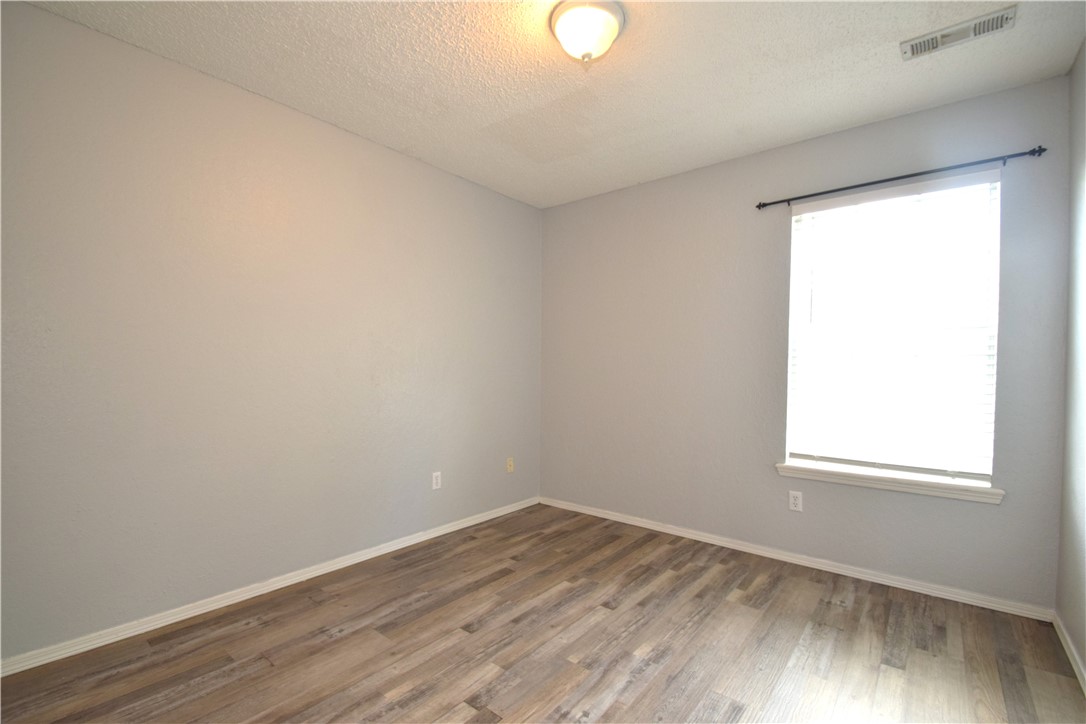 Parkview Village Add Bentonville - Residential Lease