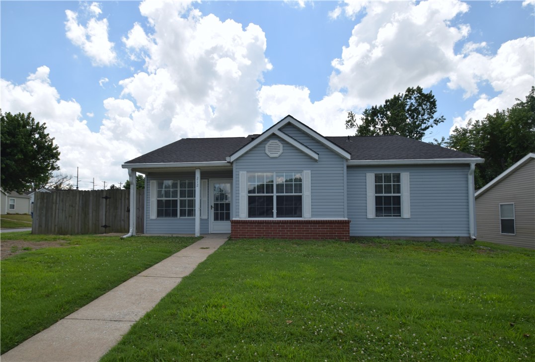 Parkview Village Add Bentonville - Residential Lease