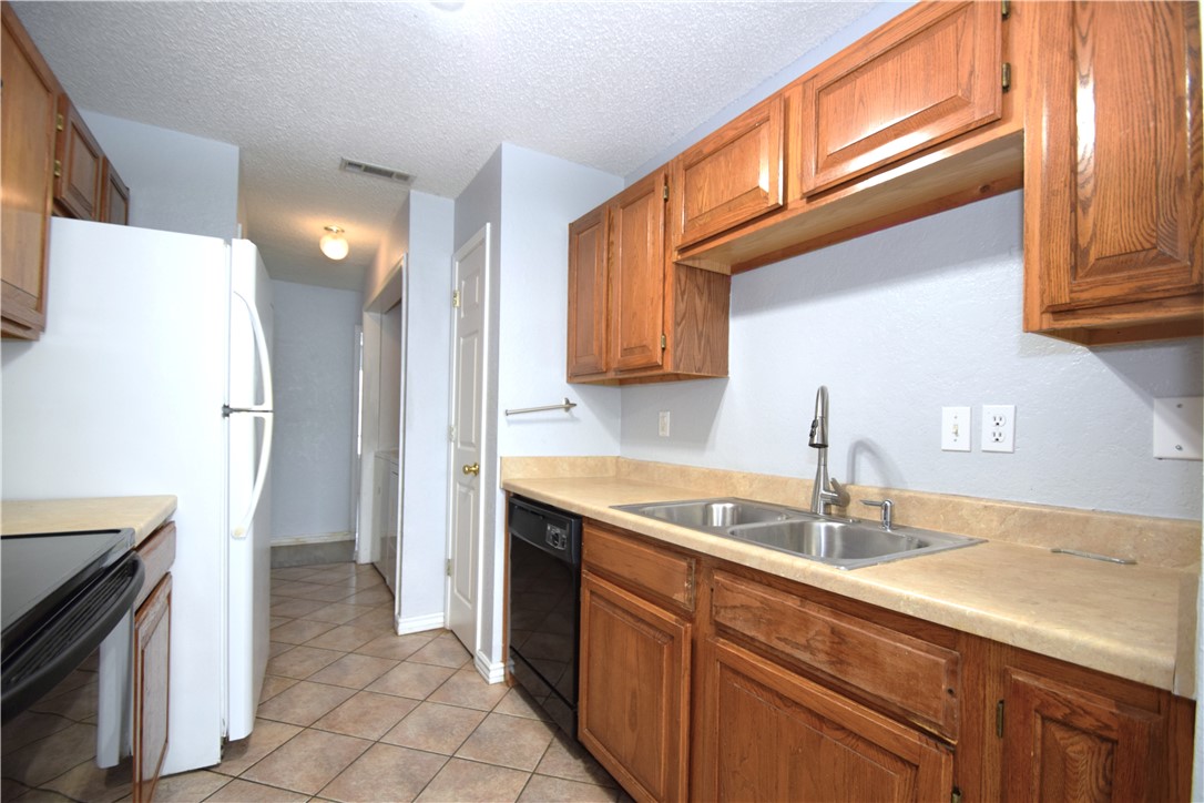 Parkview Village Add Bentonville - Residential Lease