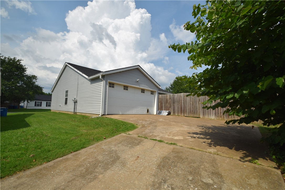 Parkview Village Add Bentonville - Residential Lease