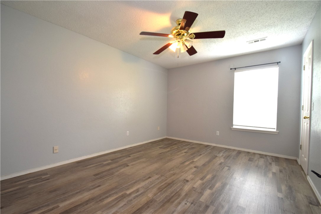 Parkview Village Add Bentonville - Residential Lease