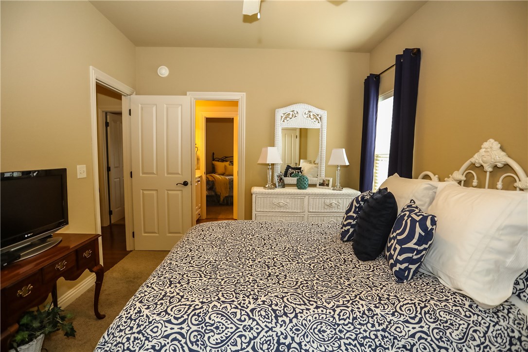White Oak Trails - Residential