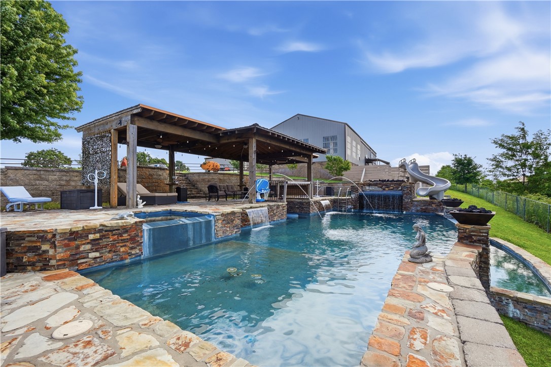 DANNENFELSER FAMILY SUB - Residential