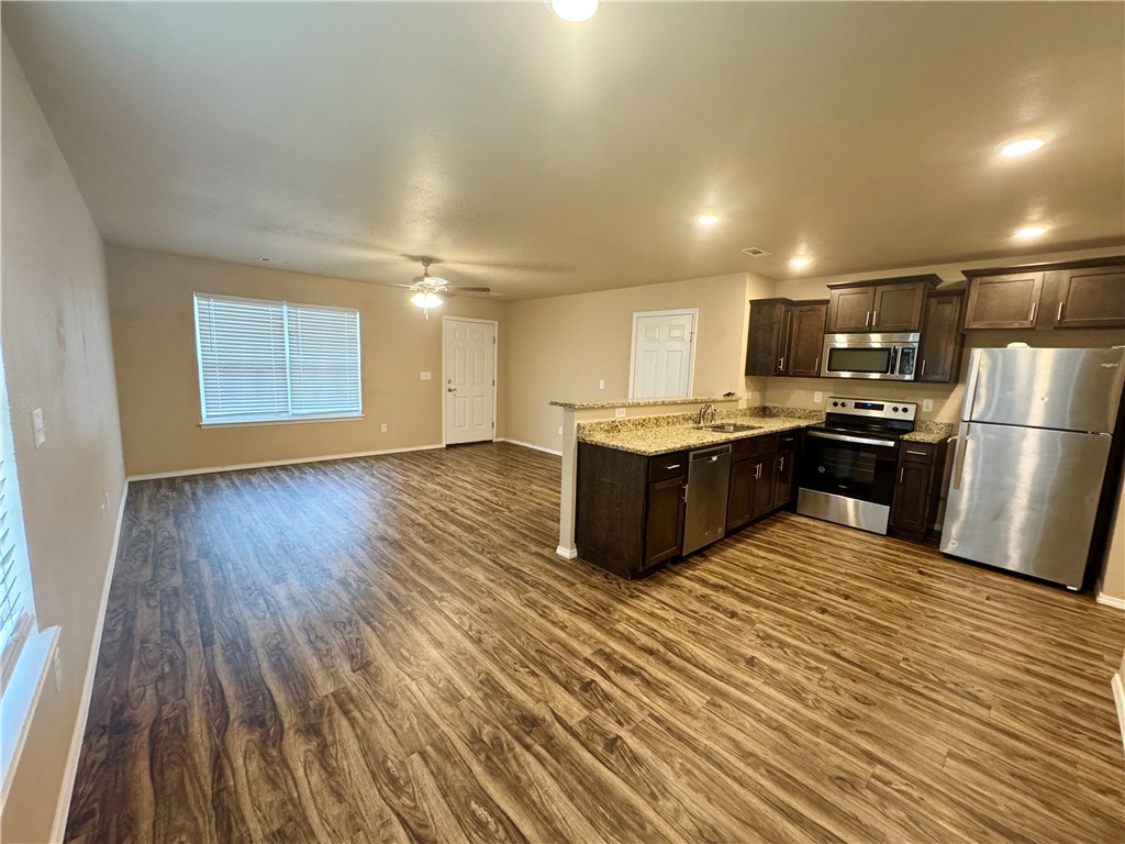 SUNSET RIDGE SUB PH 2B & PH 4-GENTRY - Residential Lease