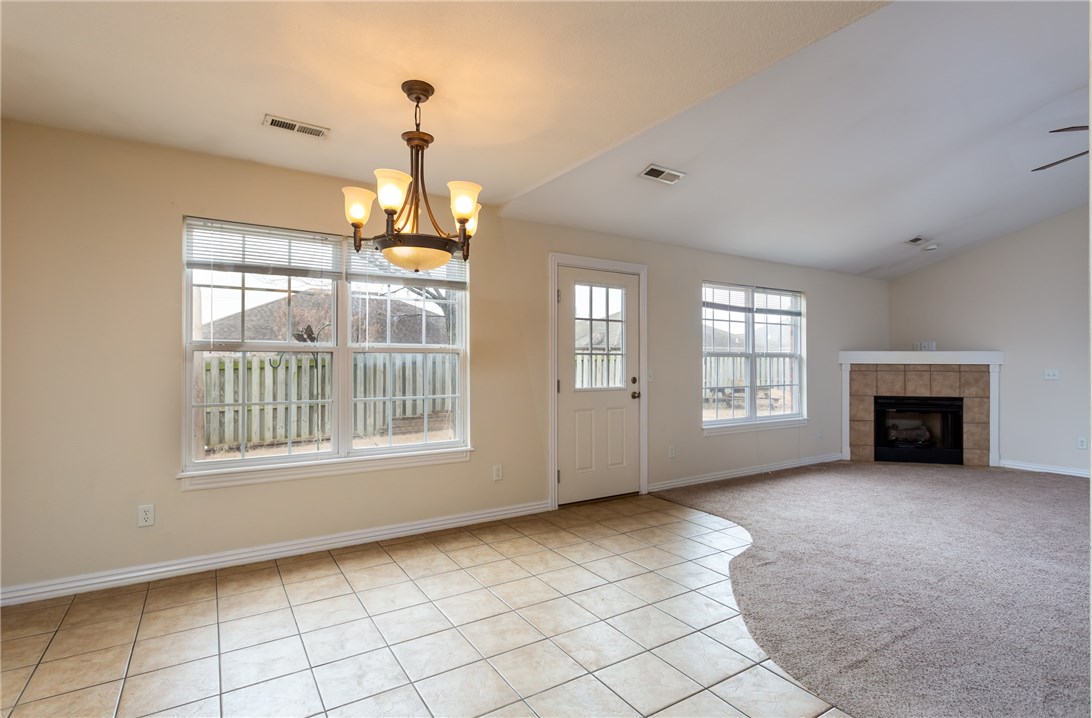 Carriage Square Sub Bentonville - Residential