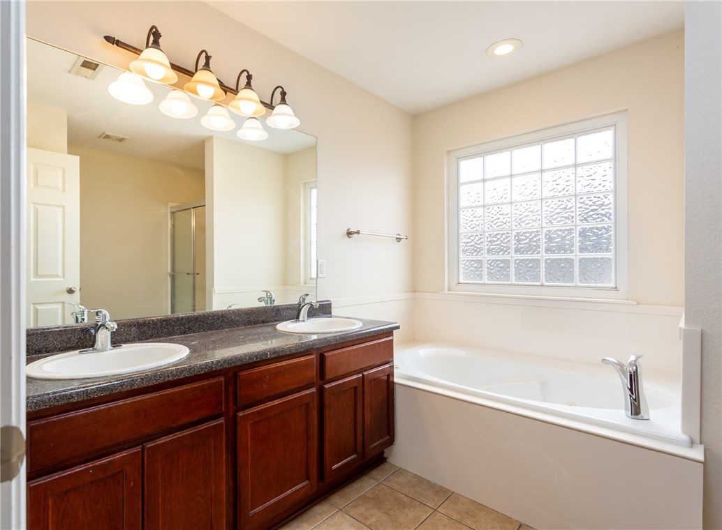 Carriage Square Sub Bentonville - Residential