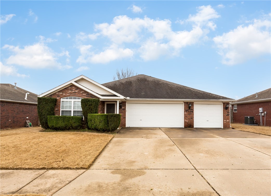 Great location in an established neighborhood! Just off Hwy 102, near shopping & restaurants. 3 bd, 2 ba, 1740sf. Open floor plan, cathedral ceilings, gas FP, eat-in kitchen, split bedrooms. Master suite has oversized walk in closet. MB boasts double sinks, walk in shower & whirlpool tub. Bedrooms all have closet systems. Walk thru utility leads to 3 car garage-dbl bay has painted flooring-easy clean up. All brick exterior keeps maintenance to a minimum. Privacy fenced backyard, perfect for entertaining!
