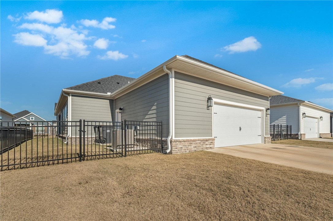 Cottages at the Park-Phase II - Residential Lease