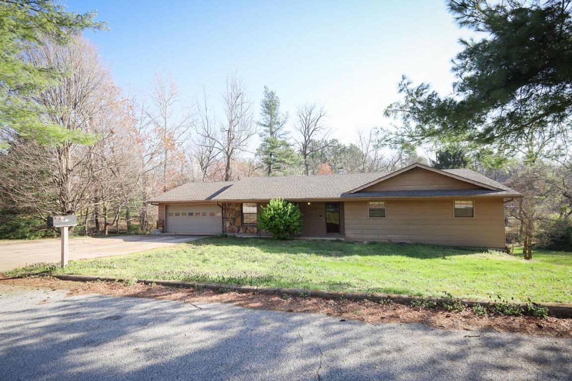 Introducing 1105 Maria Drive, nestled on two expansive lots totaling 0.9 acres m/l within the prestigious Sper Heights subdivision. Located within walking distance of Skyline Elementary School, this property offers a park-like ambiance and amazing potential. Don't miss the opportunity to transform this gem into your dream home!