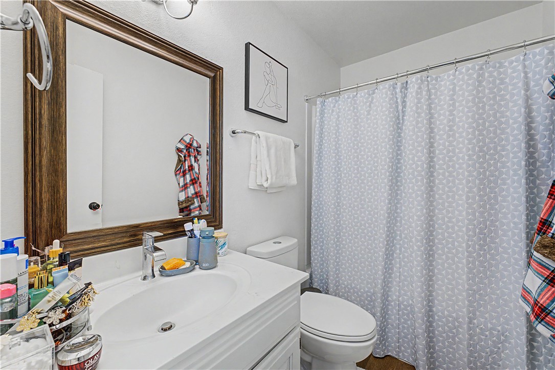 Majestic Acres Rogers - Residential