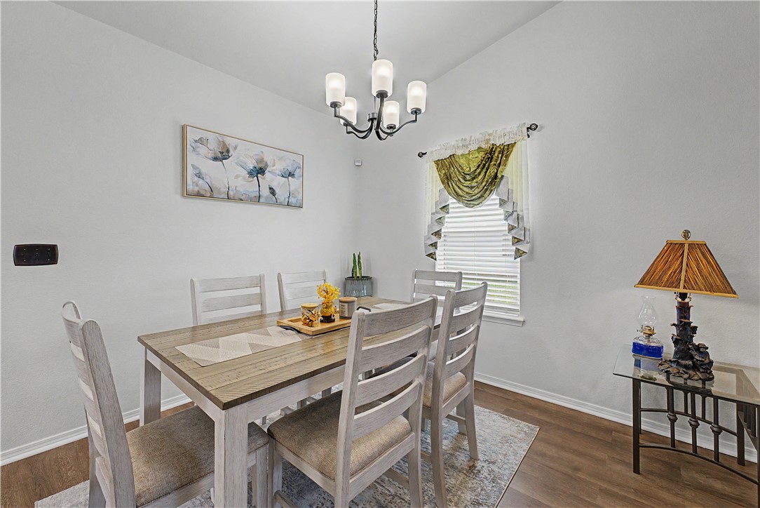 Majestic Acres Rogers - Residential