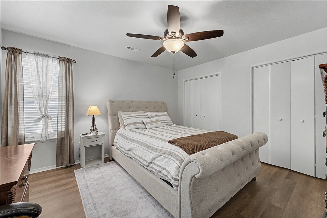 Majestic Acres Rogers - Residential