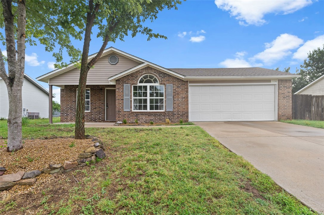 Take a look at this renovated home in Fayetteville.  Fresh paint.  New floors.  New Carpet.  This 1100 square foot home has 3 bedrooms, 2 bathrooms, a 2 car garage, and a fenced backyard.  The location is ideal with its close proximity to the University of Arkansas campus.  Or easily jump on the interstate and head to any of the attractions that NWA has to offer.