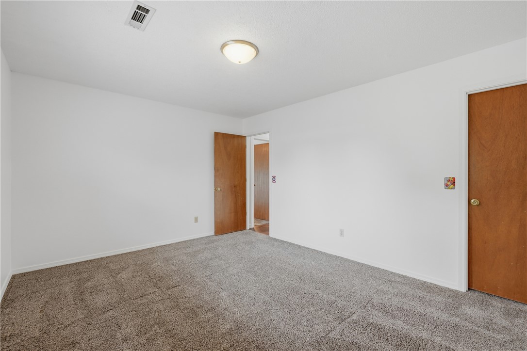 Quail Run Add Ph I Rogers - Residential Lease
