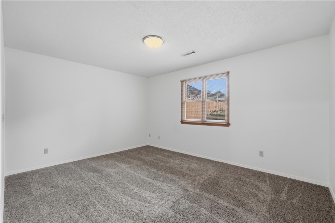 Quail Run Add Ph I Rogers - Residential Lease