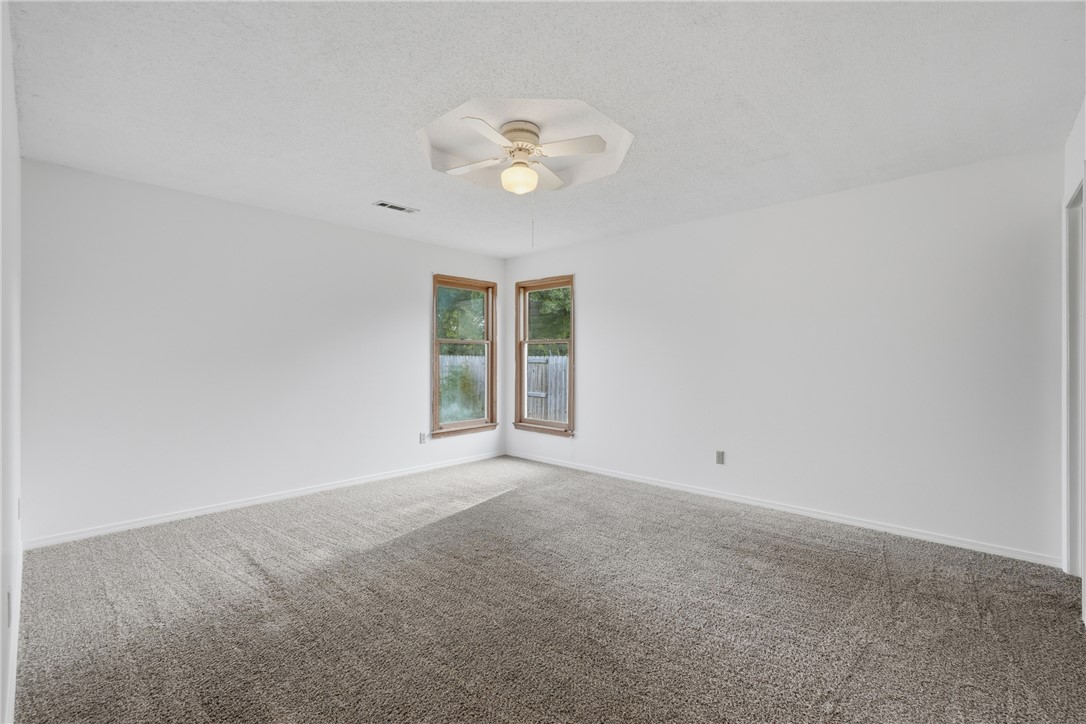 Quail Run Add Ph I Rogers - Residential Lease