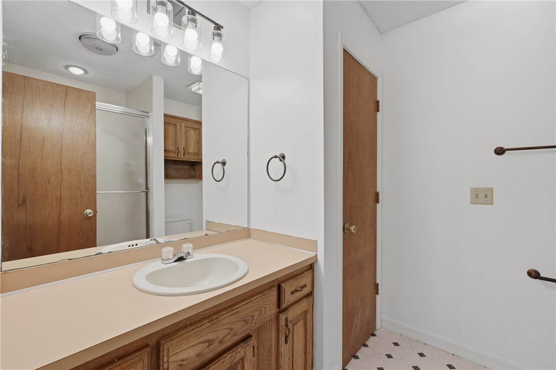 Quail Run Add Ph I Rogers - Residential Lease